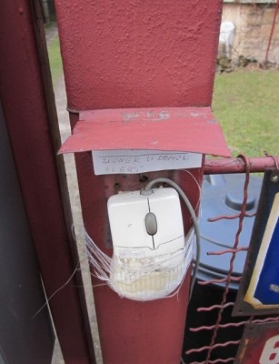 Computer Mouse Doorbell.jpg