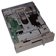 220px-5.25_in._floppy_disk_drive_top.jpg