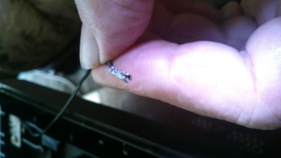 Konektor od antény.