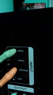 Input na zesilovači sestavy